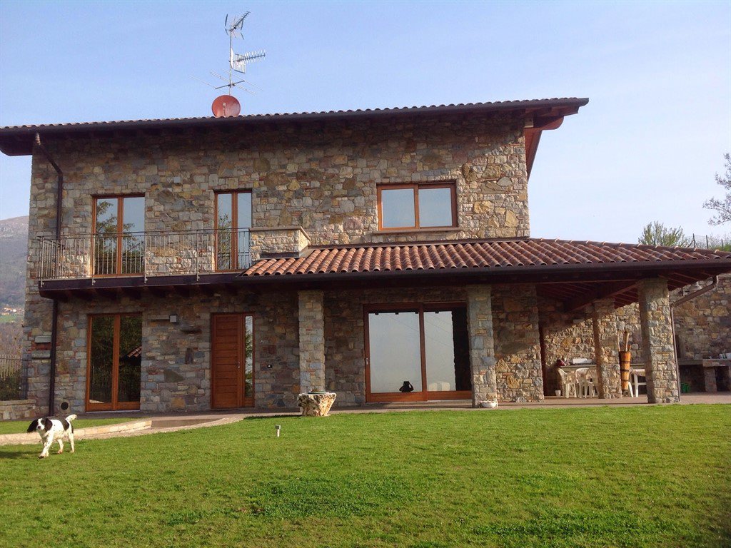 Rivestimenti in pietra naturale